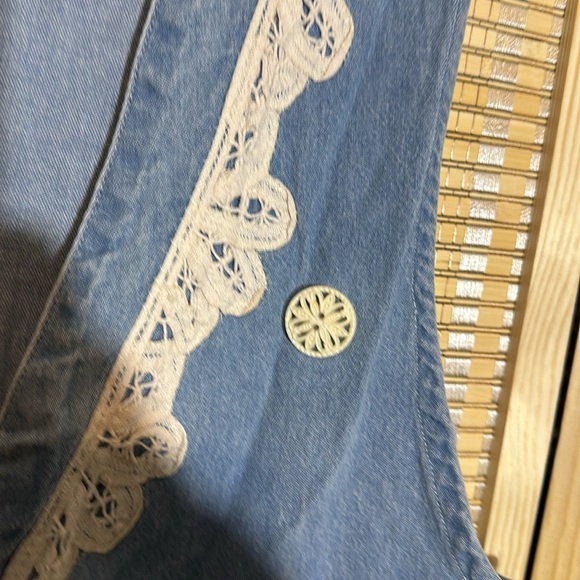 Blue Diamond Vintage 1990s Blue Denim Vest Lace Floral Appliques & Trim Large - Picture 7 of 15